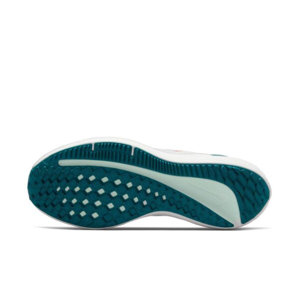 nike men's shoe's 2024 - Image 2