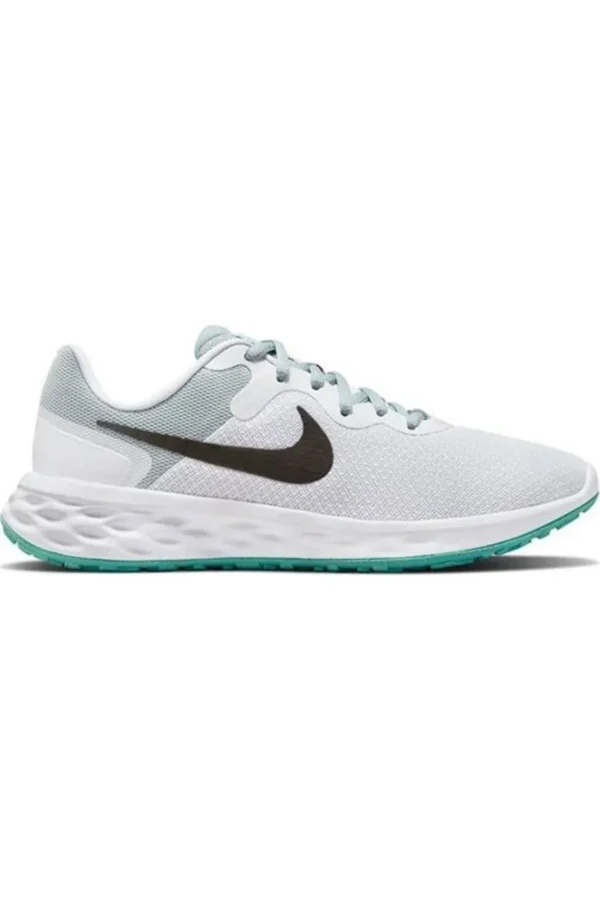 nike revolution 6